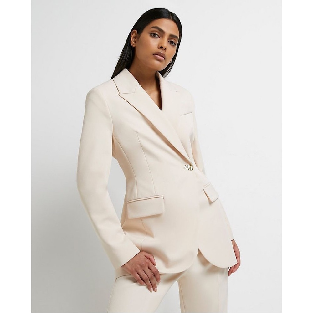 River Island - Beautiful, smart, stylish cream wrapped over tailored blazers.